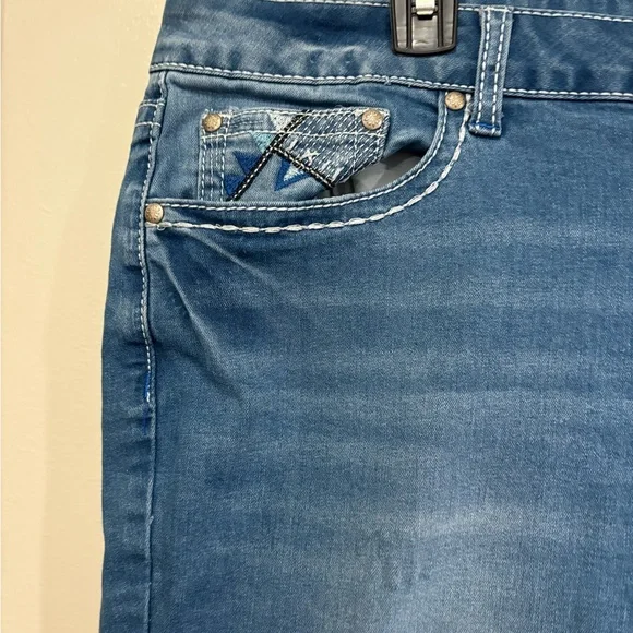 a.n.a Blue Boot Cut capris with Decorative Pockets - Picture 2 of 9